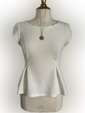 Elle peplum top!